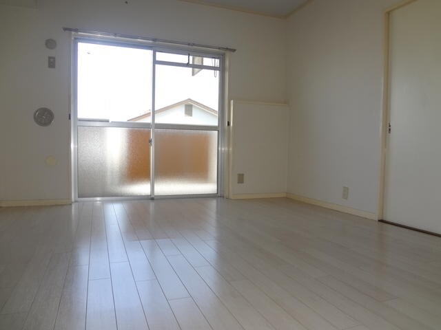 ベルメゾン小島の物件内観写真