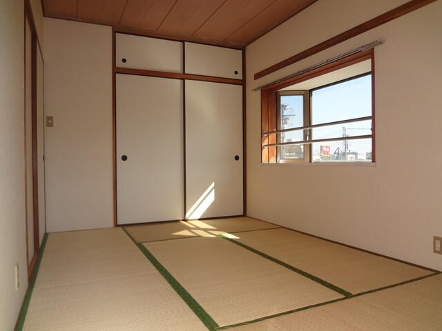 ベルメゾン小島の物件内観写真