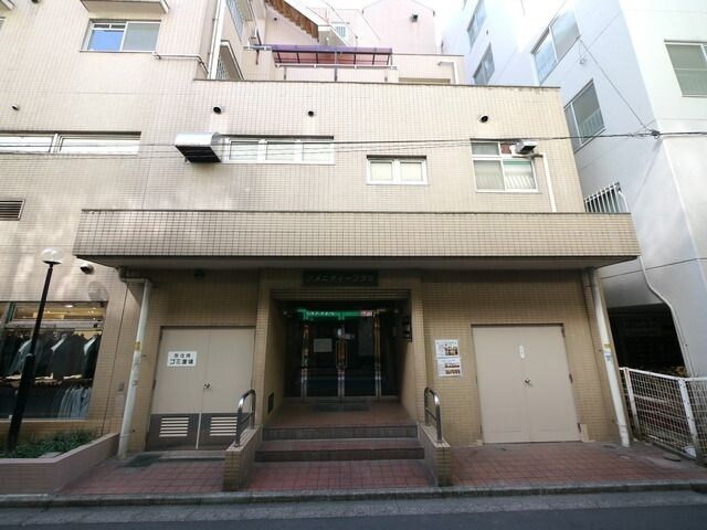 アメニティプラザの物件外観写真