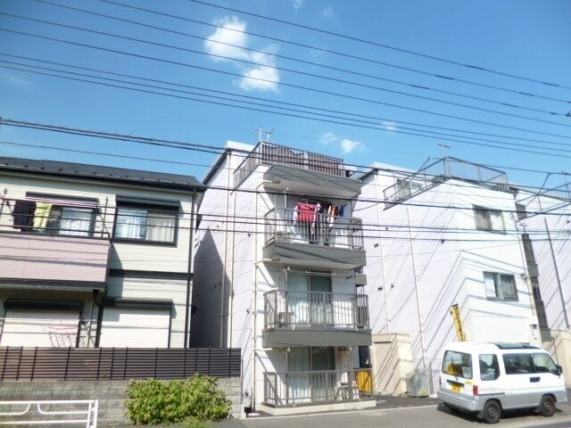 エストタウンWarabiの物件外観写真