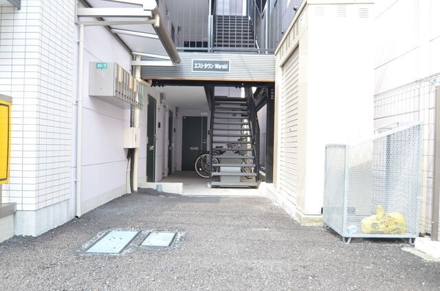 エストタウンWarabiの物件内観写真