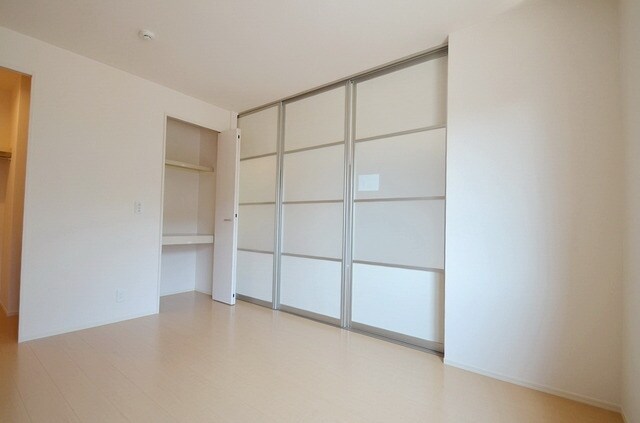 ルミエール木崎の物件内観写真