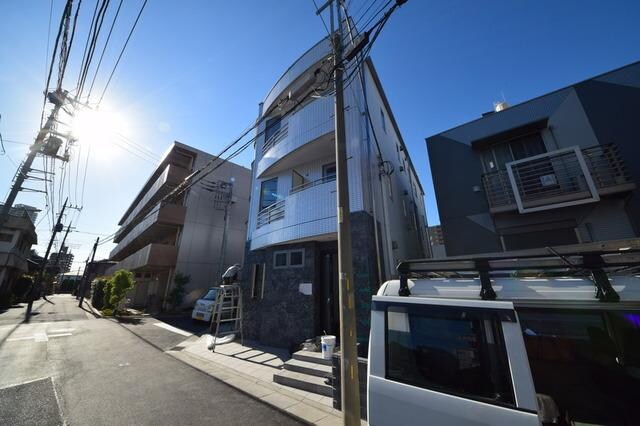 FIRST(ファースト)の物件内観写真