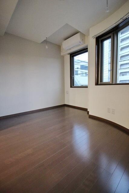 FIRST(ファースト)の物件内観写真