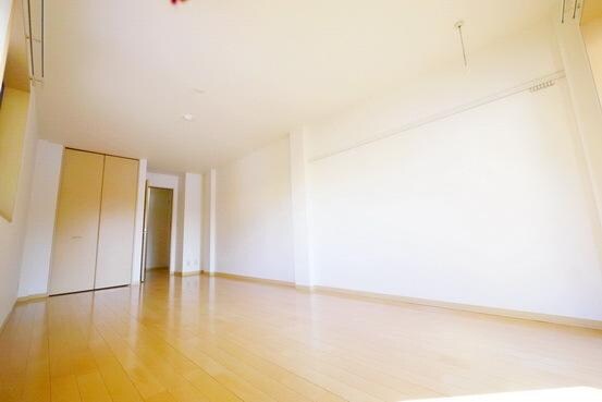 アーバン上小の物件内観写真