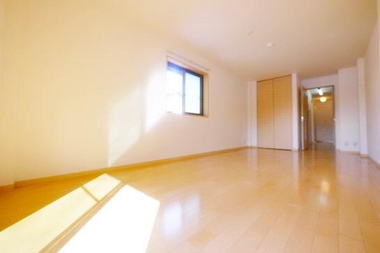 アーバン上小の物件内観写真