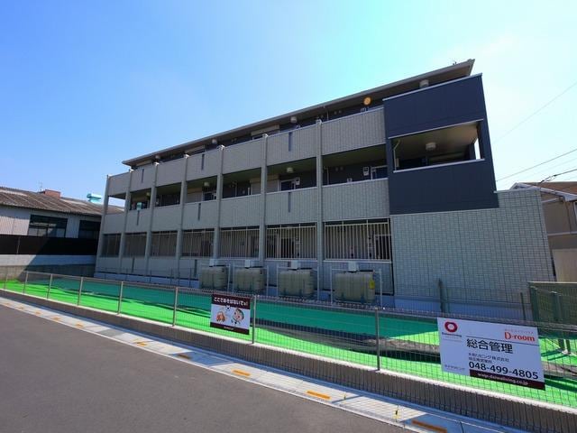 ラディーチェの物件外観写真