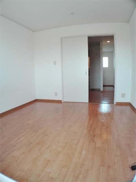 ノーブルコートの物件内観写真