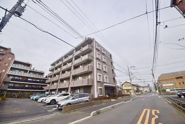 ネストプレイスの物件外観写真