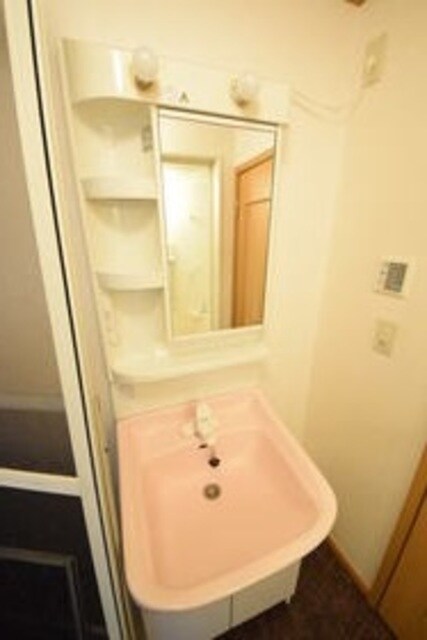 ラシーヌ弐番館の物件内観写真