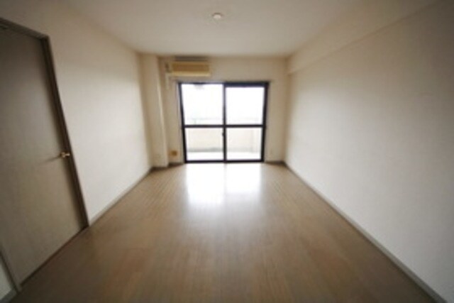 サザントゥリーIIの物件内観写真