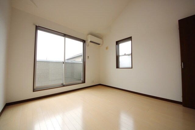 シャン・ドゥ・ブレの物件内観写真