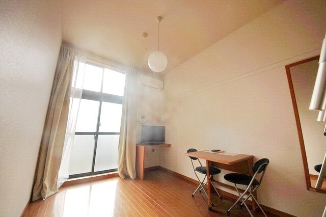 レオパレスエキノックスBの物件内観写真