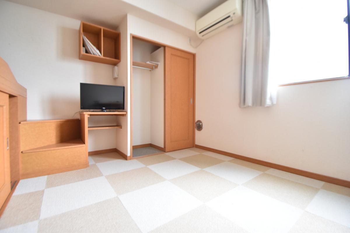 レオパレスリバーサイド コートの物件内観写真