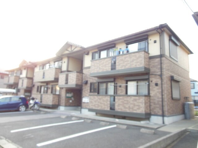 サザンクロスの物件外観写真