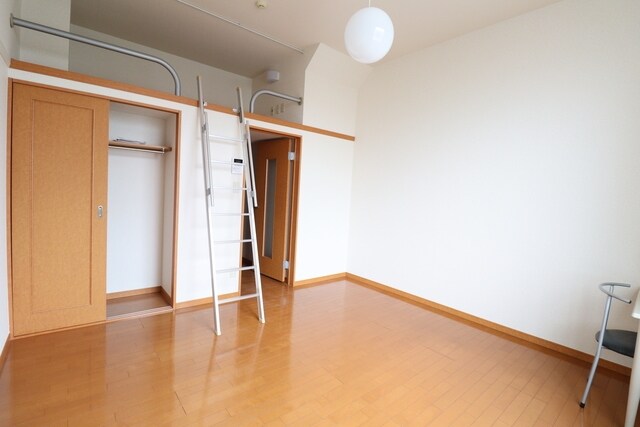 レオパレス鶴間アイリスIIの物件内観写真