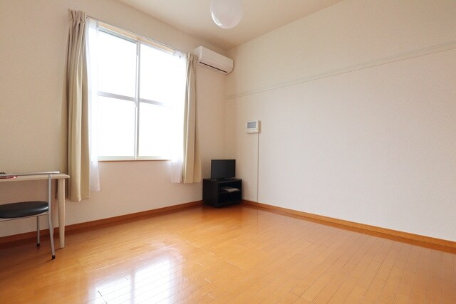 レオパレス鶴間アイリスIIの物件内観写真