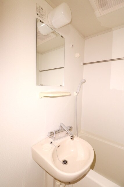 レオパレス鶴間アイリスIIの物件内観写真