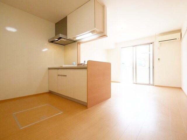 ウィスタリアの物件内観写真