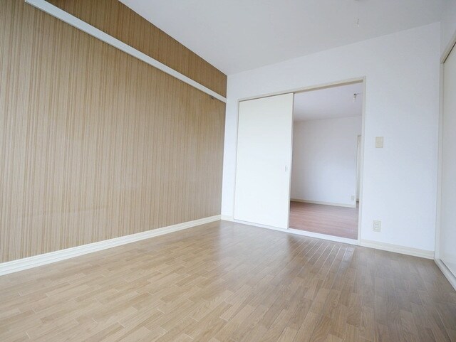 ホワイトペルテCの物件内観写真