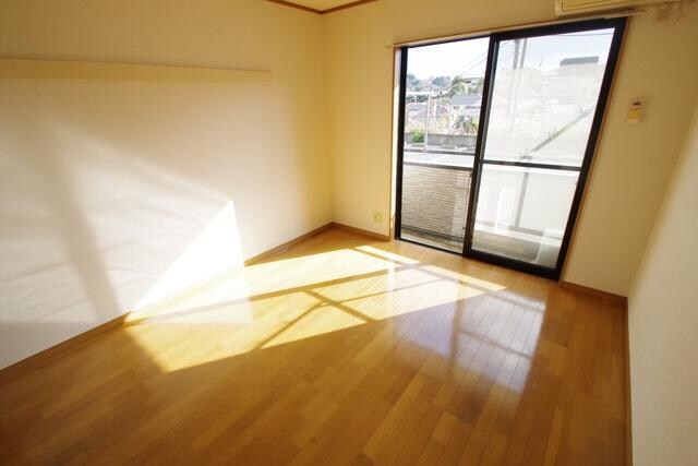 クラージュリヴの物件内観写真