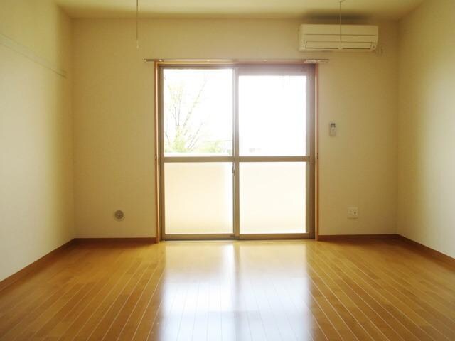 メルヴェールIの物件内観写真