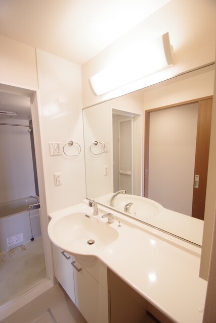 ヴィーブル草薙の物件内観写真