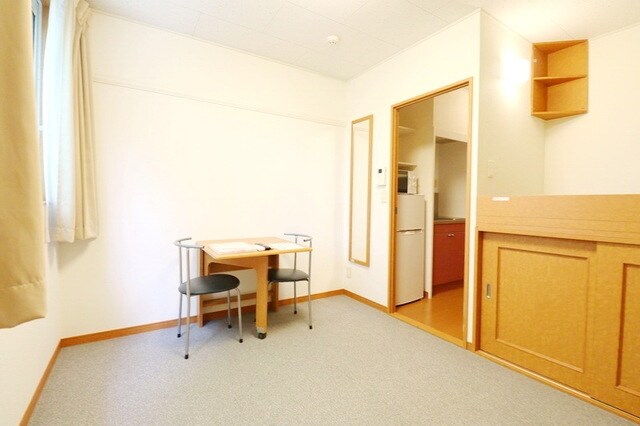 レオパレスフロンティアの物件内観写真