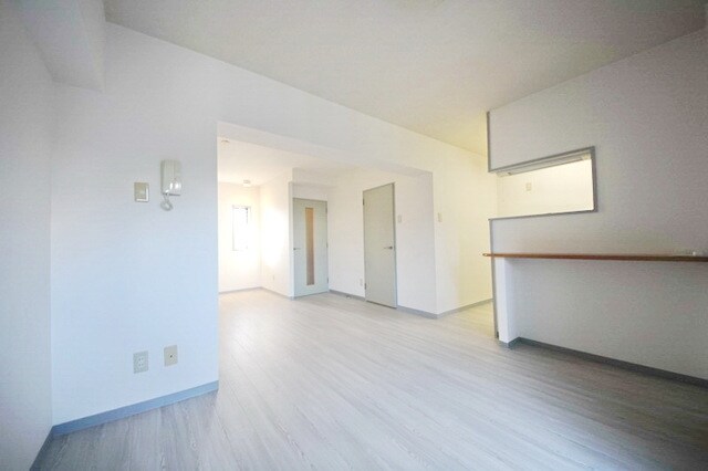 メゾンエトワールの物件内観写真