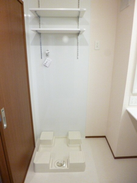 ヴィーブル草薙の物件内観写真