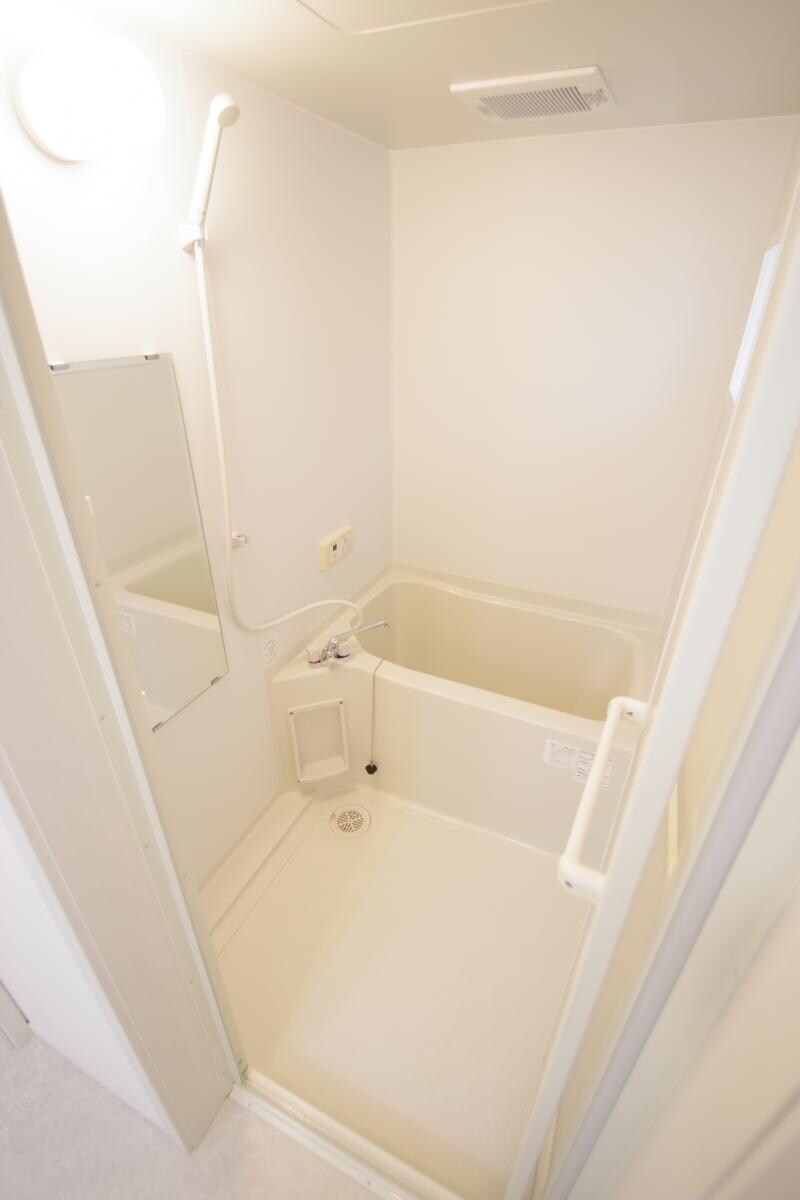 フェリーチェBの物件内観写真