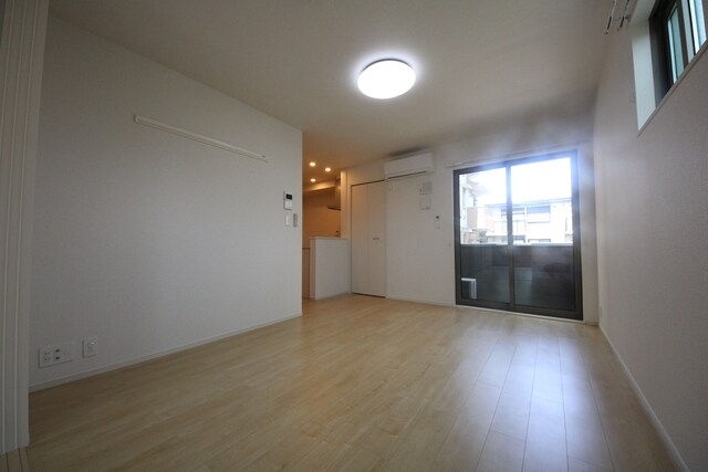 クリスタルメゾン しらかばの物件内観写真