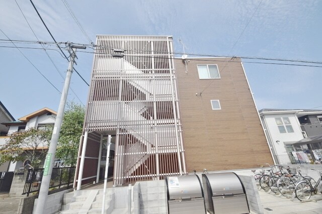 リブリカーサフェリーチェの物件外観写真