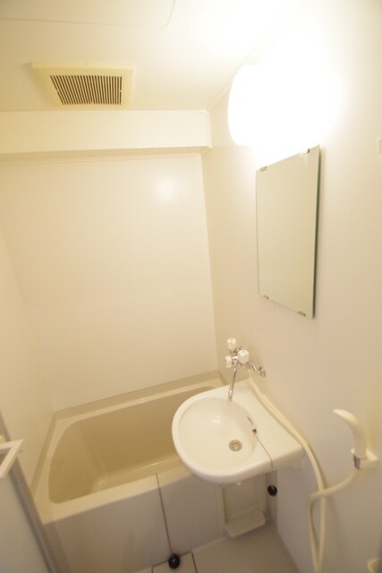 ジュネスさかえの物件内観写真