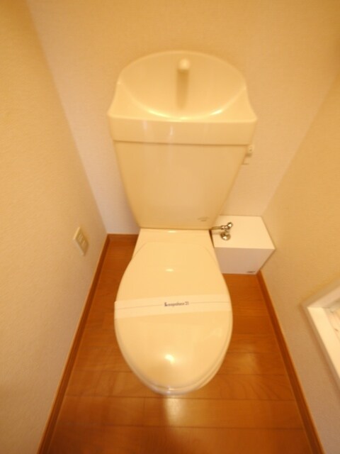 レオパレスコートアベIVの物件内観写真