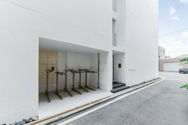 RESENCE CHIKUSAの物件内観写真