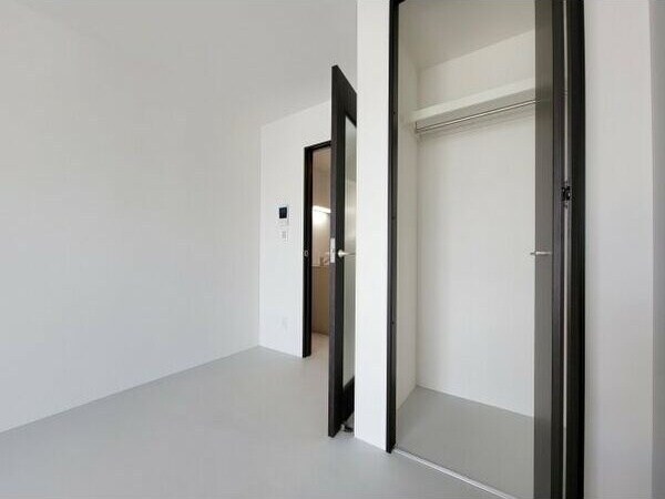 RESENCE CHIKUSAの物件内観写真