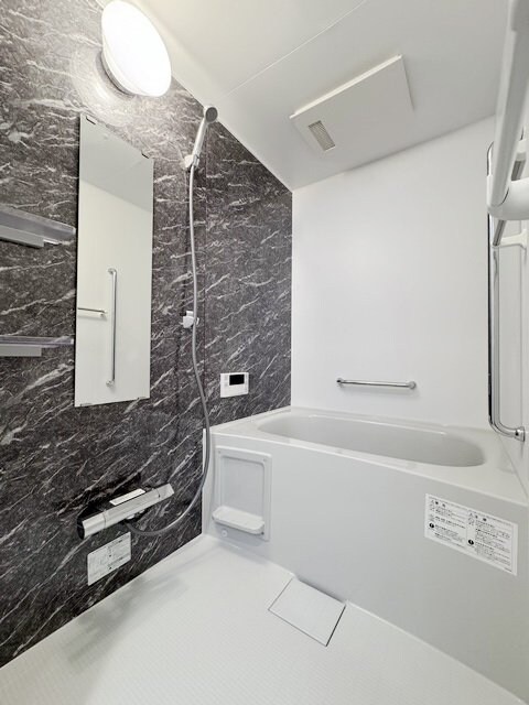 LOC’S Shonaidori(ロックスショウナイドオリ)の物件内観写真