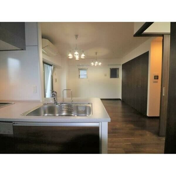 プレサンスロジェ丸の内の物件内観写真