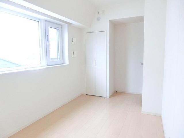 アーバス新宿余丁町の物件内観写真