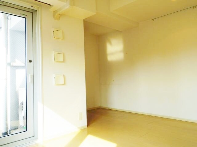 アーバス新宿余丁町の物件内観写真