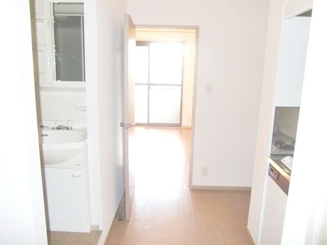 プリシェールミレニアムIIの物件内観写真