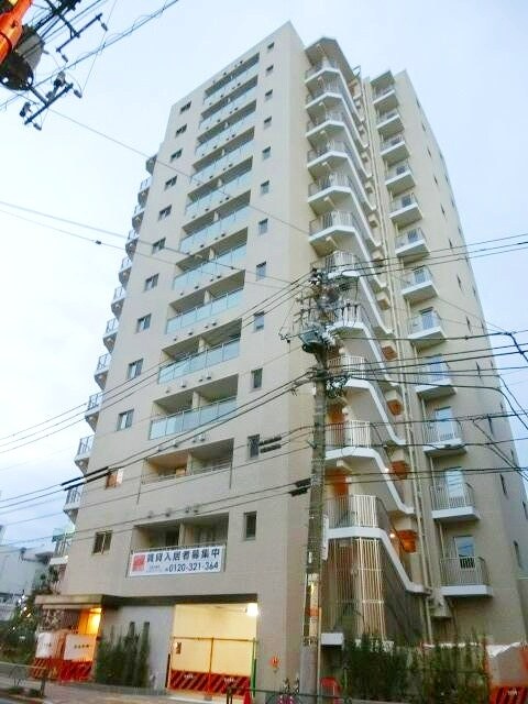 ヴェルデュール高田馬場の物件外観写真