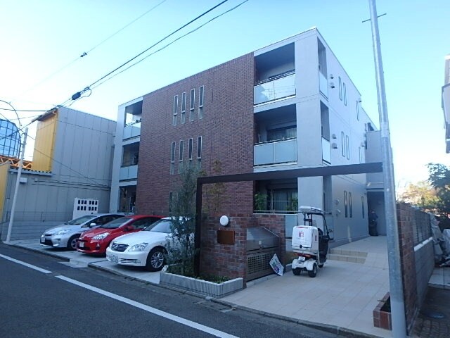 ラールゴ清水の物件外観写真