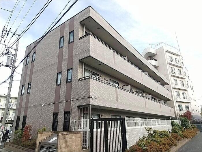 レーブロジュメンの物件外観写真