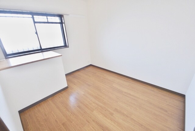 第2ゼルコーバ烏山の物件内観写真