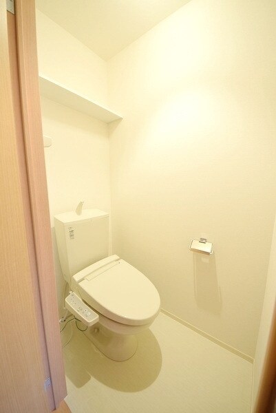 ラヴィエベル三鷹の物件内観写真