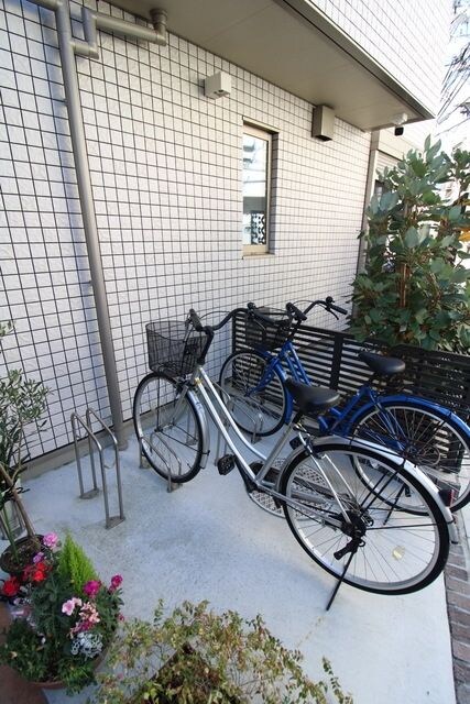 クイーン ローズの物件内観写真