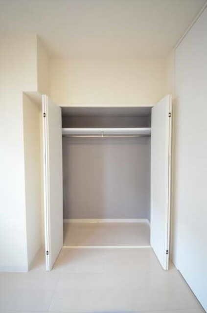 フェニックス武蔵関参番館の物件内観写真