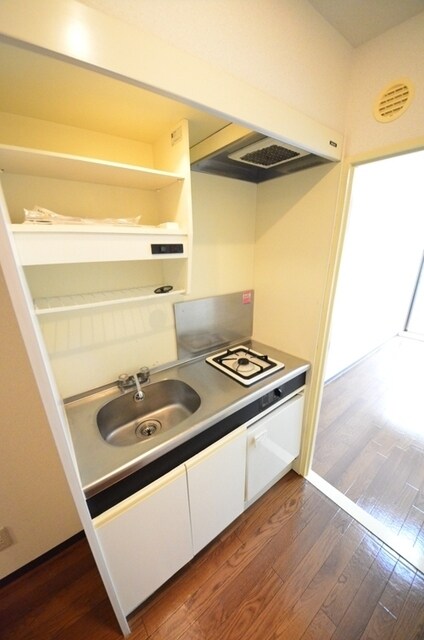 エステーム下高井戸の物件内観写真